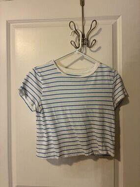 Universal Thread White and Blue Striped Cropped Tee